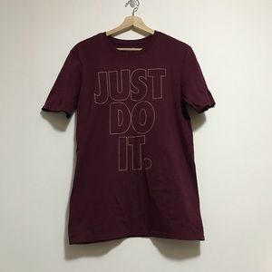 Nike Short Sleeve T-Shirt